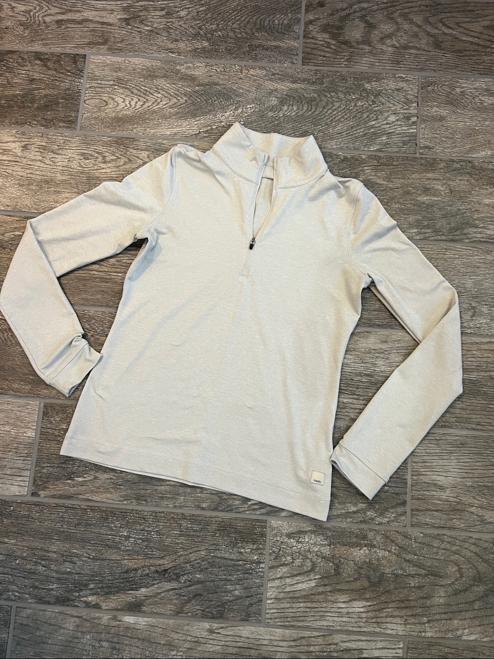 Vuori Halo Essential Half Zip womens medium salt gray heather quarter pullover